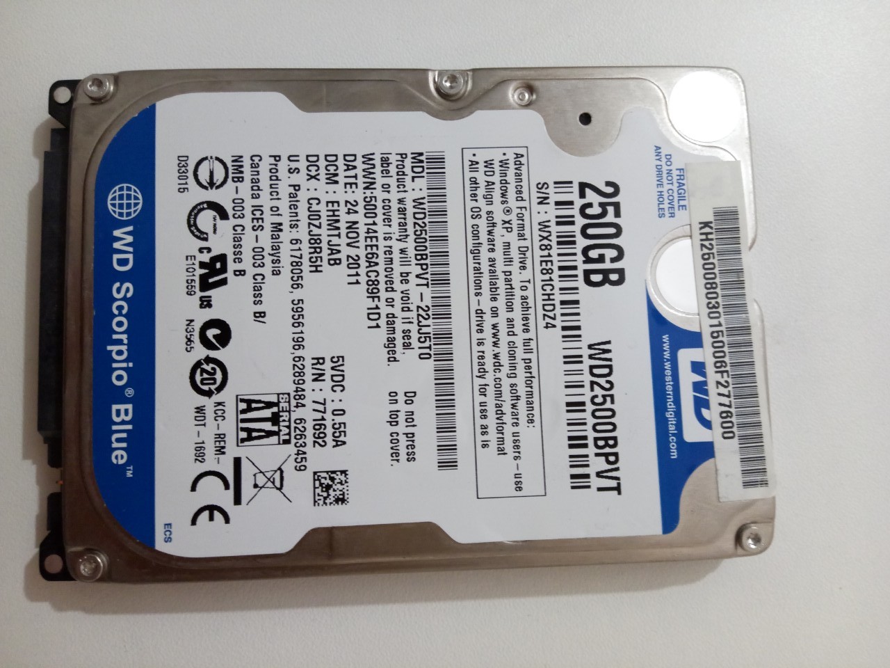 Жесткий диск Western Digital WD Scorpio Blue 250 GB (WD2500BPVT) Жесткий диск Western Digital WD Scorpio Blue 250 GB (WD2500BPVT)