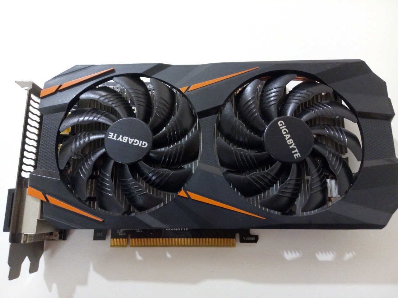 Видеокарта Gigabyte GeForce GTX 1060 WF OC 3 гб Видеокарта Gigabyte GeForce GTX 1060 WF OC 3 гб
