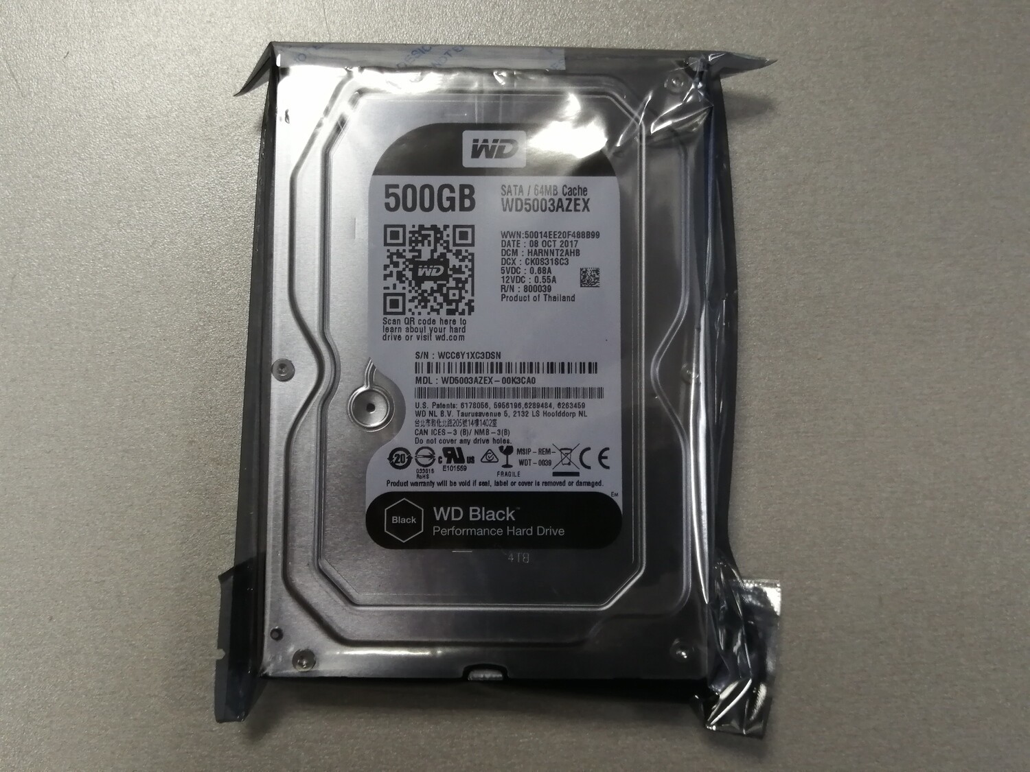 Жесткий диск Western Digital WD Caviar Black 500GB (WD5003AZEX) Жесткий диск Western Digital WD Caviar Black 500GB (WD5003AZEX)