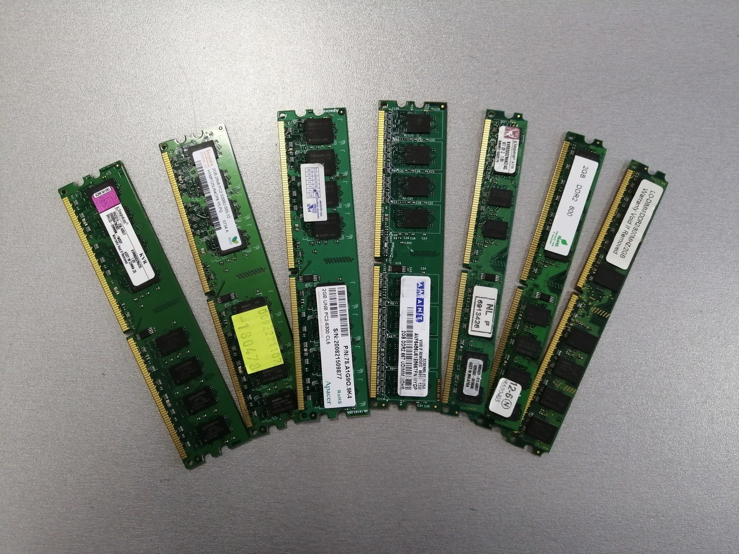 Оперативная память DDR2 2GB Оперативная память DDR2 2GB